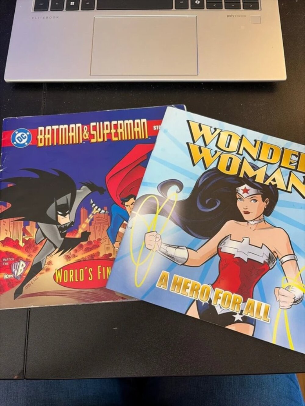 Dc superhero Batman, Superman, Wonder Woman book bundle